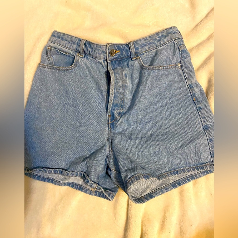 Zara Button Fly Mom Short  8